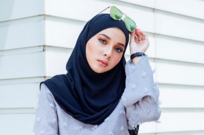 Ini 8 Cara Mencegah Bau Tak Sedap pada Hijab