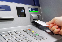 6 Tips Aman Ambil Uang di ATM saat Pandemi Corona