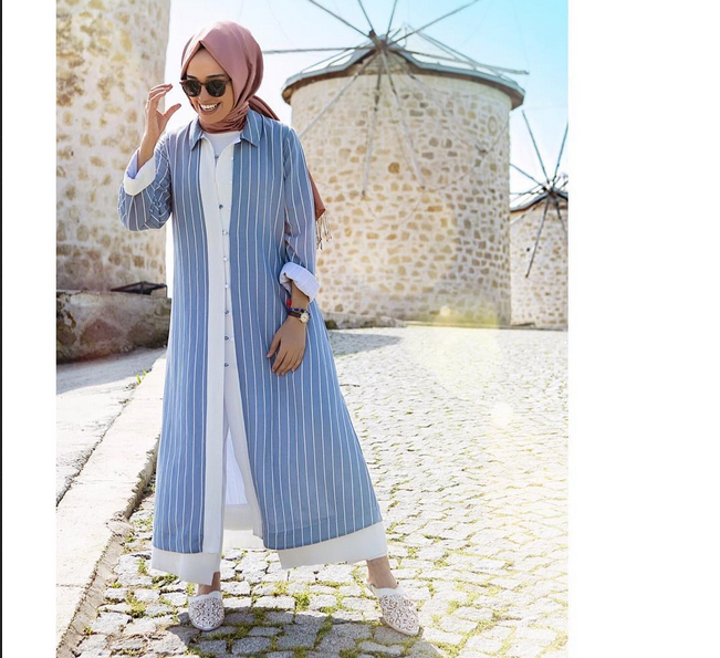 10 Ide Baju Lebaran Paling Hits. Cocok untuk Wanita Berhijab