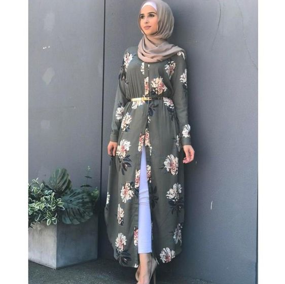 10 Ide Baju Lebaran Paling Hits. Cocok untuk Wanita Berhijab