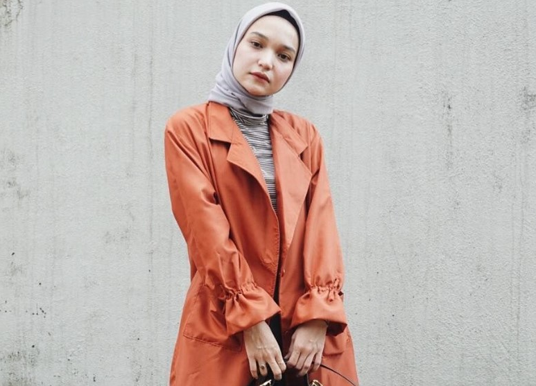 10 Fashion Hijab yang Membuatmu Tampak Lebih Muda