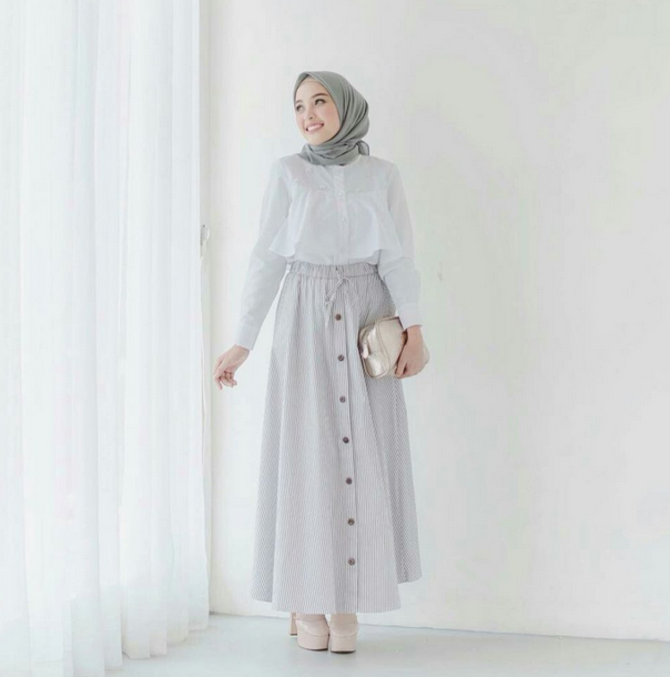 10 Fashion Hijab yang Membuatmu Tampak Lebih Muda