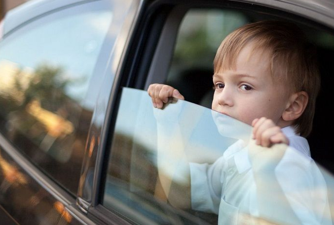 8 Tips Melakukan Perjalanan Jarak Jauh Bersama Anak