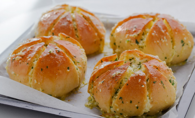 Lagi Viral, Ini Resep Korean Cheese Garlic Bread!