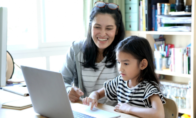 6 Penyebab Anak Malas Belajar Secara Online di Rumah