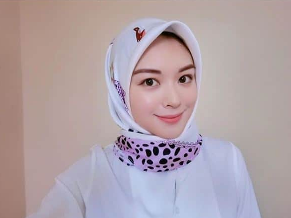 10 Artis Mualaf yang Putuskan untuk Berhijab