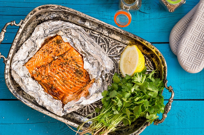 Cara Memasak Ikan Salmon Agar Tak Bau Amis