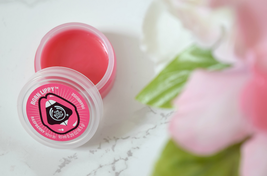 10 Rekomendasi Lip Balm Dalam Bentuk Jar, Simpel dan Gak Makan Tempat!