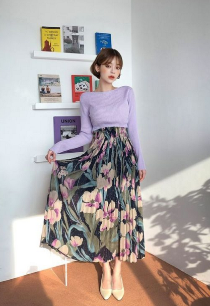 8 Motif Rok yang Cocok Dipakai Cewek Tomboy Maupun Feminin