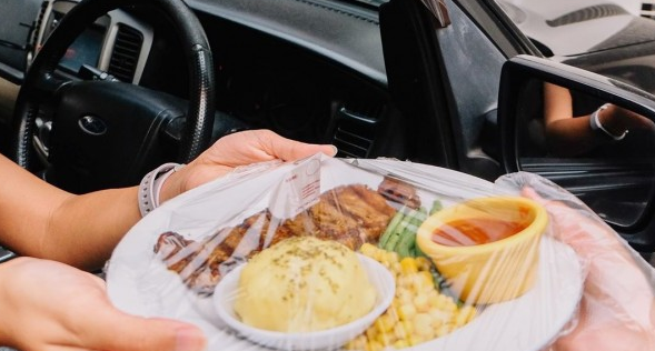 8 Restoran di Jakarta Tawarkan Layanan Makan di Dalam Mobil