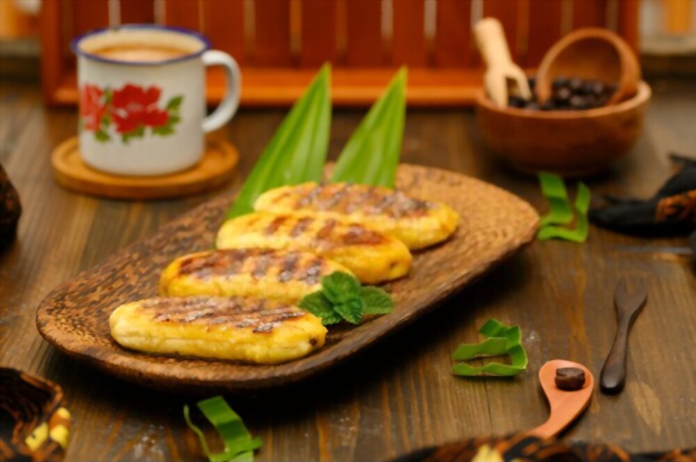 6 Makanan Khas Makassar Berbahan Dasar Pisang