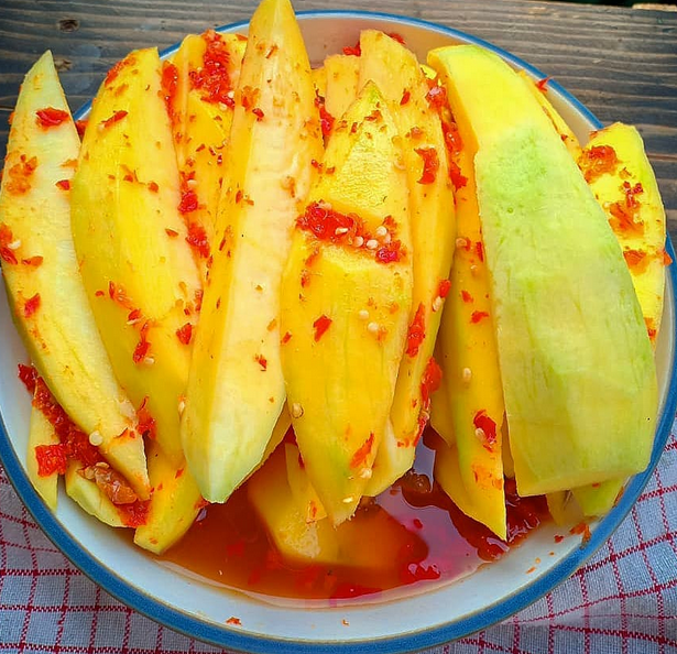 Resep Manisan Mangga Muda, Rasanya Asamnya Bikin Mata Melek!