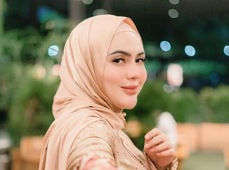 5 DJ Wanita yang Putuskan Berhijrah Hingga Menjadi Mualaf