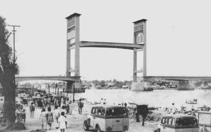 Sejarah Singkat Dibangunnya Jembatan Ampera Palembang