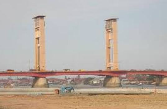 Sejarah Singkat Dibangunnya Jembatan Ampera Palembang