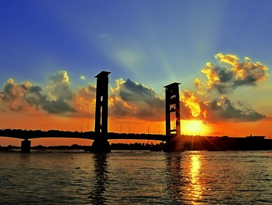 Sejarah Singkat Dibangunnya Jembatan Ampera Palembang