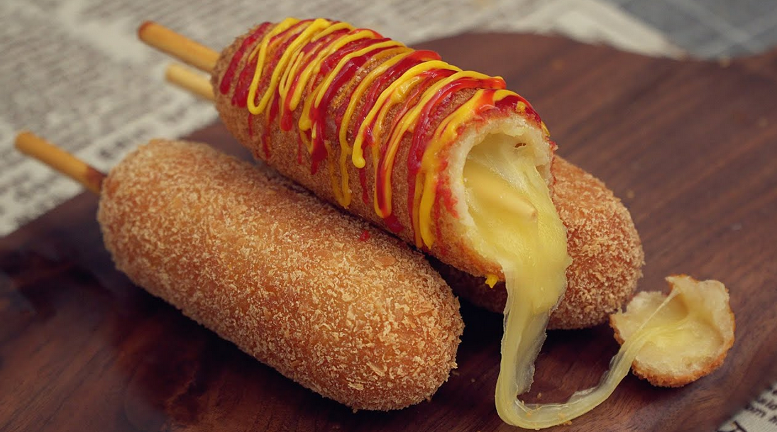 Resep Corn Dog Mozzarella, Jajanan yang Lagi Hits Ala Korea Selatan