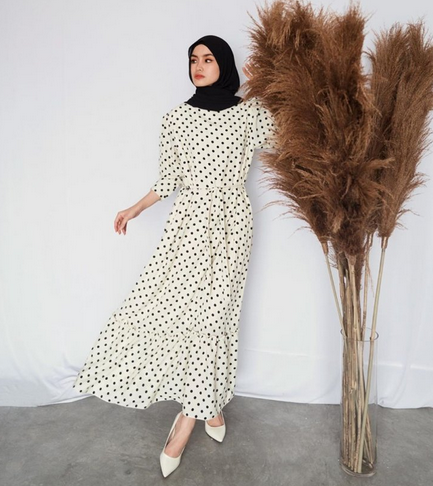 Inspirasi Padu Padan Viantage Dress untuk Hijabres