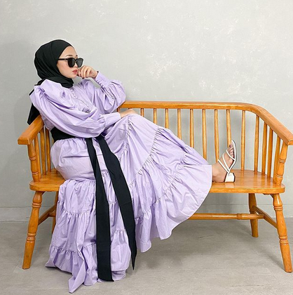 Inspirasi Padu Padan Viantage Dress untuk Hijabres