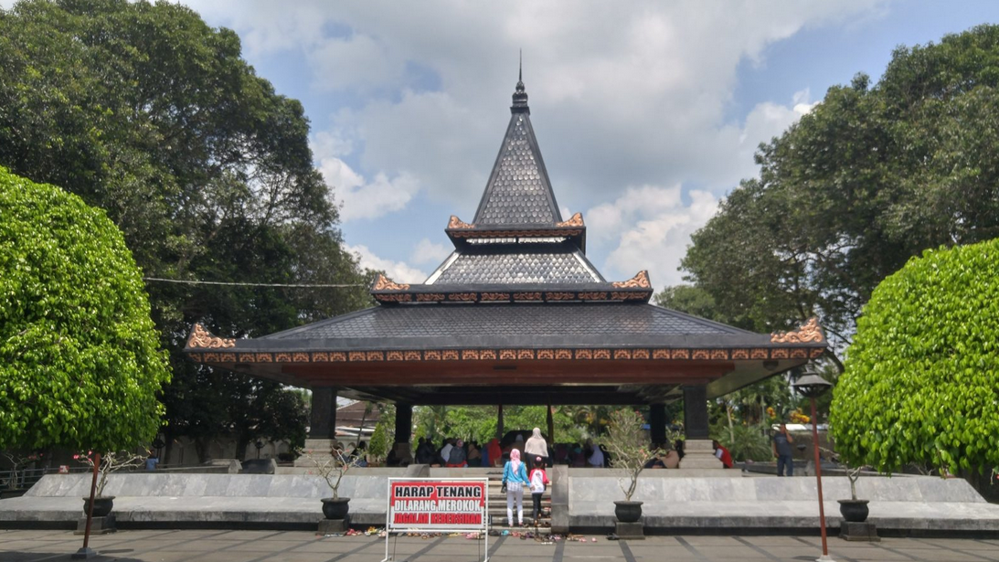 Tempat Bersejarah di Indonesia yang Perlu Kamu Tahu!