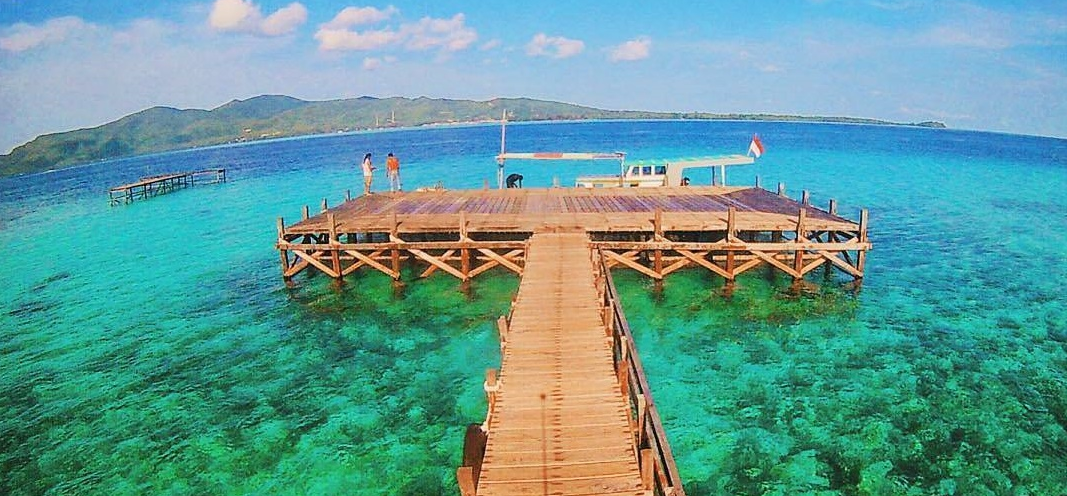 15 Tempat Wisata Karimun Jawa yang Paling Populer