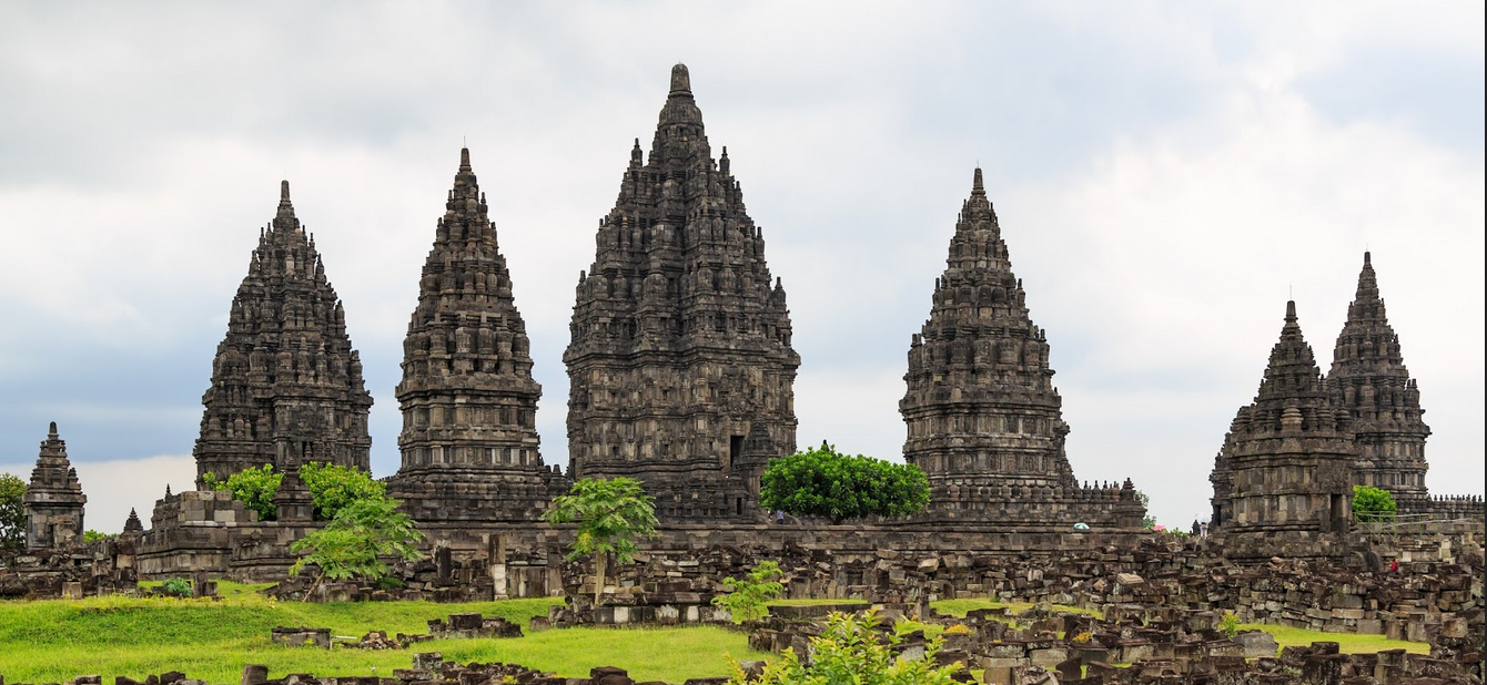 Tempat Bersejarah di Indonesia yang Perlu Kamu Tahu!