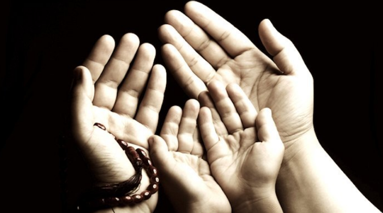 6 Langkah Mudah Mengajarkan Anak Menghafal Doa Pendek