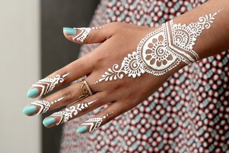 10 Motif Henna Simpel untuk Hari Bahagiamu