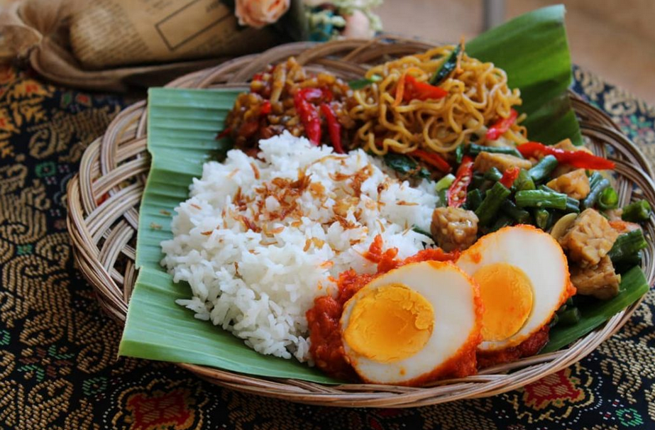 23 Makanan Khas Bali Super Enak, Kamu Harus Coba!