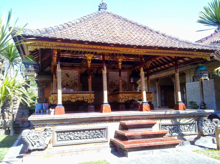 Mengenal Rumah Adat Bali dan Keunikannya