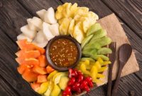 5 Resep Rujak dengan Rasa Pedas Manis yang Menyegarkan