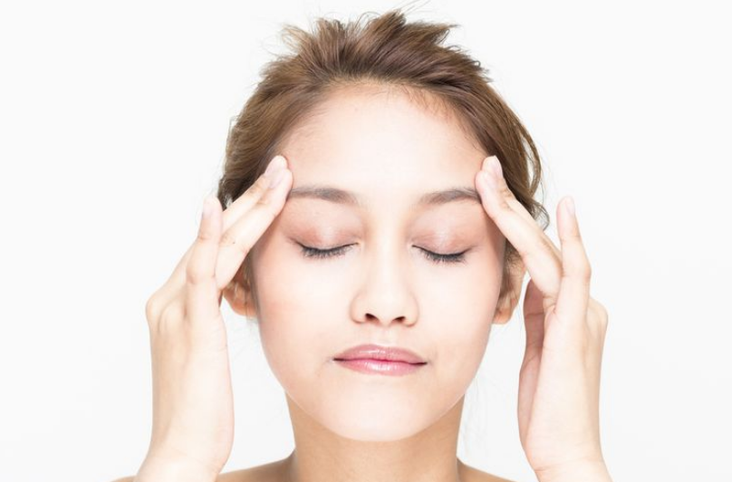 Titik Pijat pada Tubuh yang Efektif Redakan Sakit Kepala