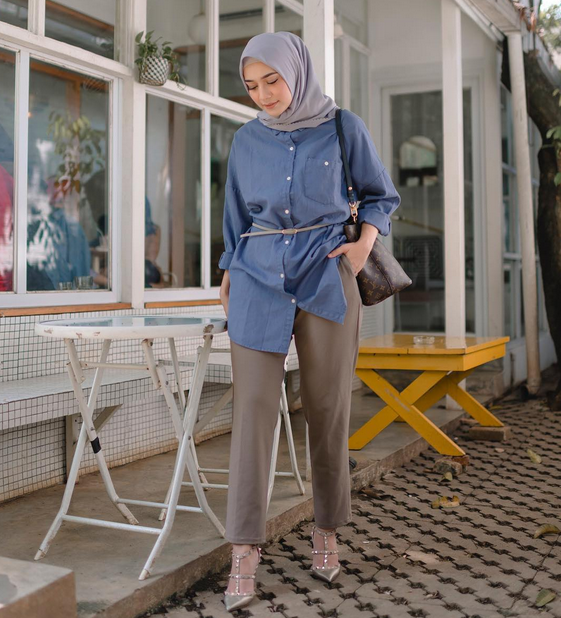 20 Tips Fashion Smart Causal Wanita yang Memesona