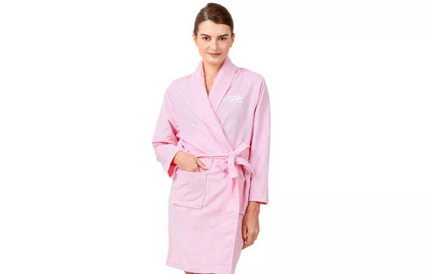 15 Rekomendasi Bathrobes, Jubah Mandi yang Nyaman dengan Harga Terjangkau!