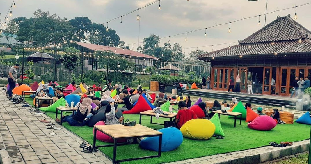 10 Rekomendasi Kafe di Puncak Bogor dengan Pemandangan yang Indah