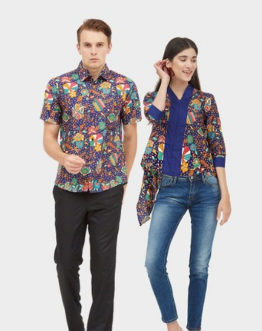 20 Model Baju Batik Couple Terbaru, Bikin Terlihat Kompak!