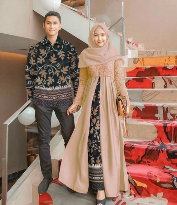 20 Model Baju Batik Couple Terbaru, Bikin Terlihat Kompak!