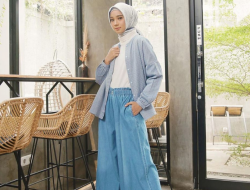 25 Inspirasi OOTD Kulot Jeans untuk Wanita Berhijab