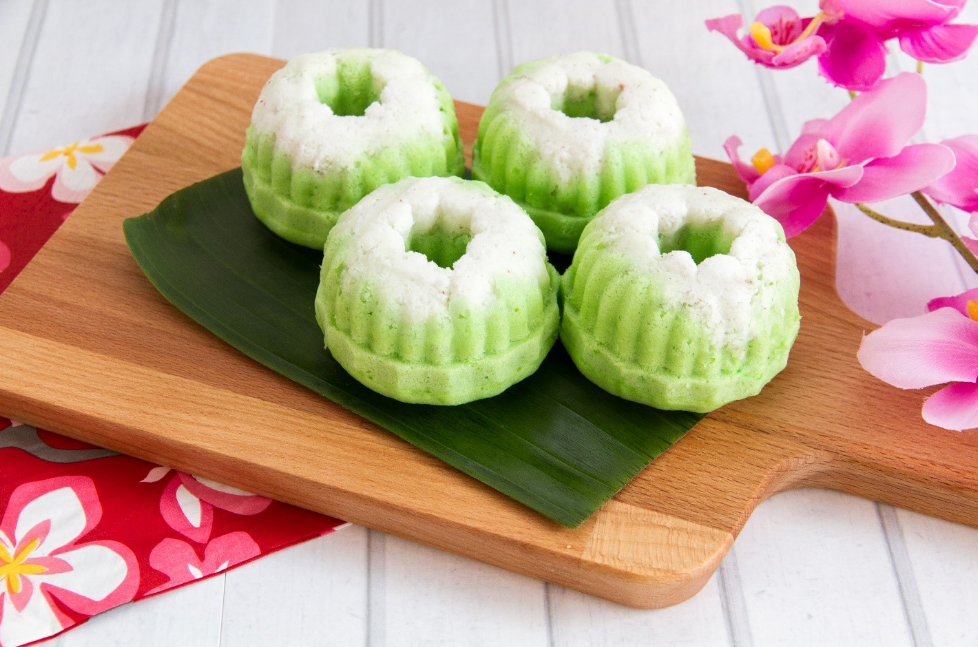 5 Resep Kue Putu Kukus, Lembut, Wangi, dan Cocok untuk Teman Ngeteh