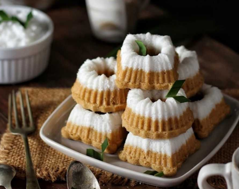 5 Resep Kue Putu Kukus, Lembut, Wangi, dan Cocok untuk Teman Ngeteh