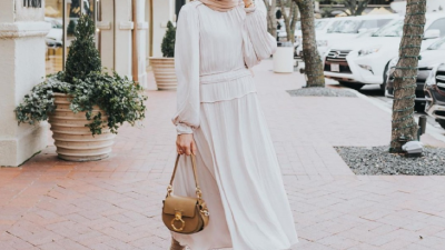 10 Tips Padu Padan Loose Dress untuk Hangout