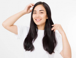 7 Vitamin untuk Menyehatkan Rambut