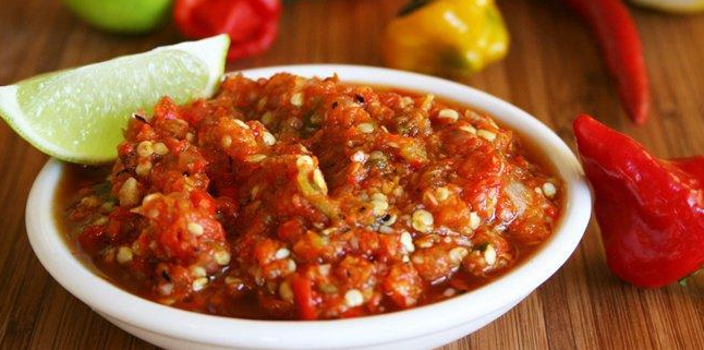 5 Variasi Resep Sambal Bawang, Pedasnya Bikin Nagih!