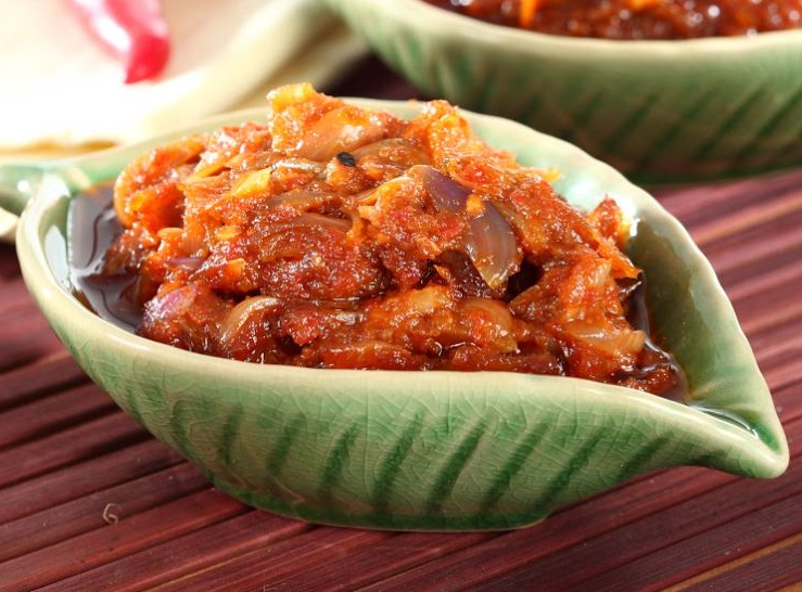 5 Variasi Resep Sambal Bawang, Pedasnya Bikin Nagih!