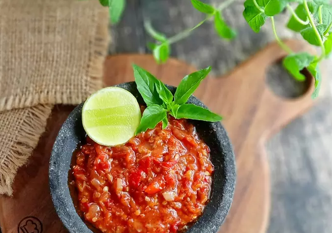 5 Variasi Resep Sambal Bawang, Pedasnya Bikin Nagih!