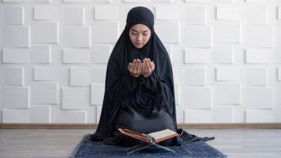 Salat Taubat: Pengertian, Niat, Tata Cara, dan Manfaat