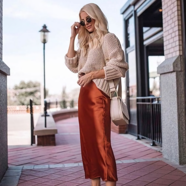 5 Tips Memakai Maxi Skirt Agar Terlihat Fashionable