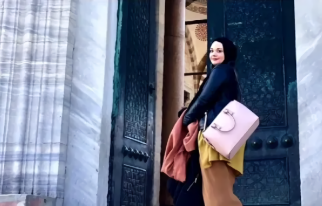 Sarah Price, Jurnalis Australia yang Jadi Mualaf Usai Mewawancarai Tokoh Muslim