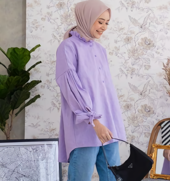 7 Warna Hijab untuk Baju Ungu, Bikin Kamu Tampil Memesona