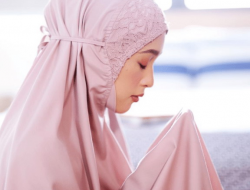 10 Tips Agar Tidak Malas Sholat yang Penting Diterapkan!